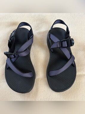 Chaco Black and Dark Gray Women's Outdoor Strap Sandals Size W9